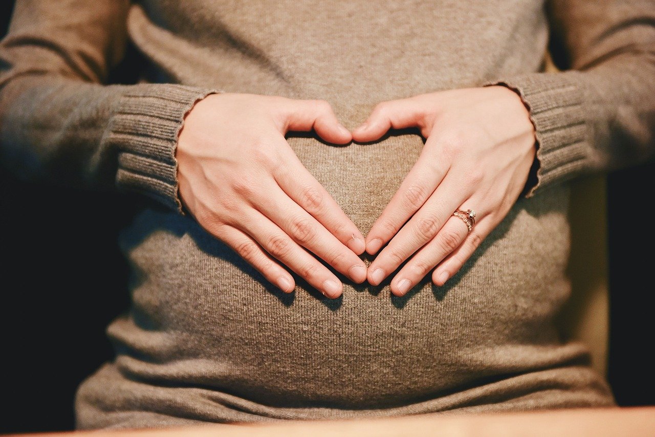 Ketahui Beberapa Pantangan Ibu Hamil yang Harus Diperhatikan